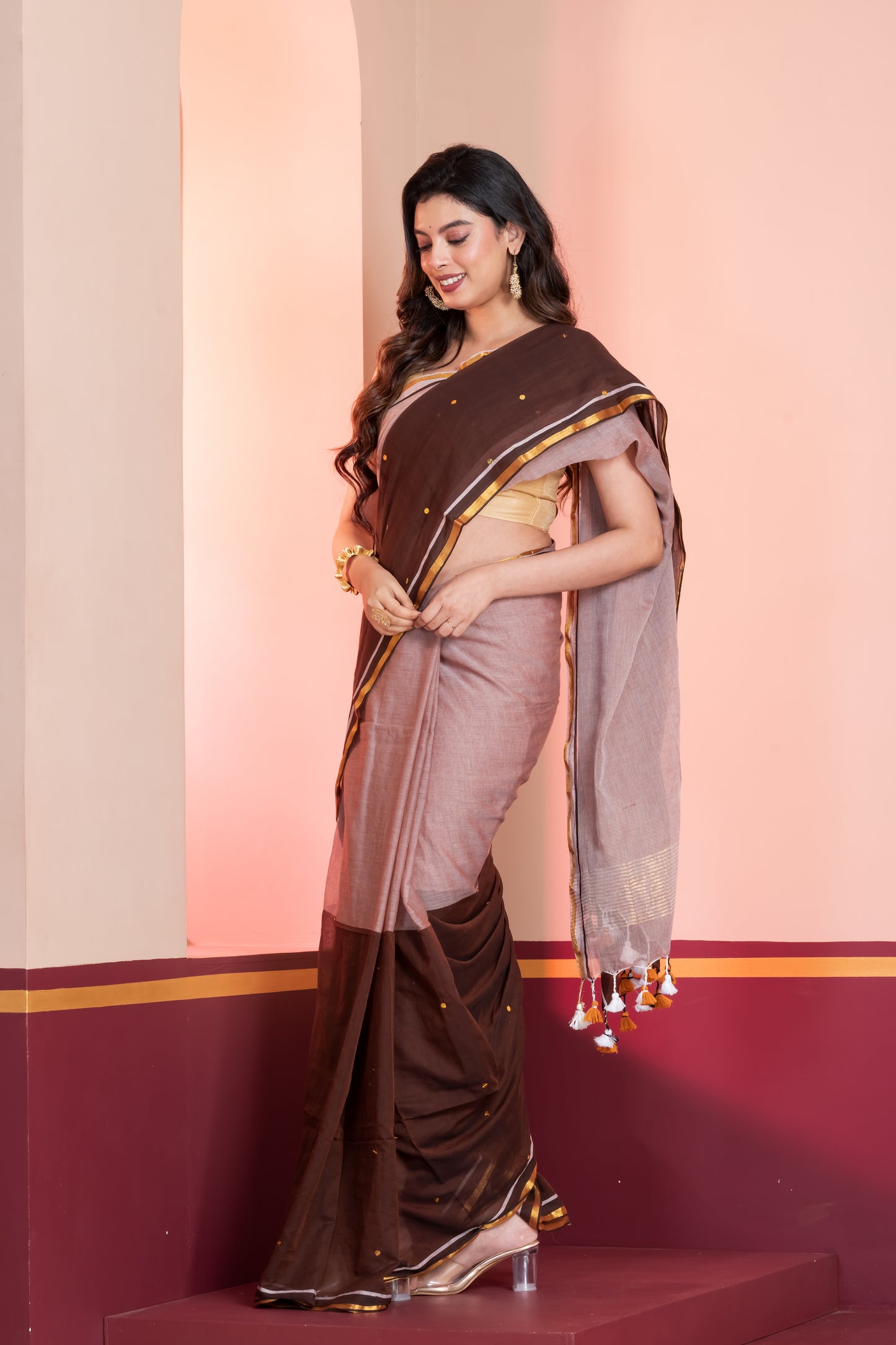 Brown Colourblocked Handloom Mul Cotton Saree with Sequence, Zari and Tassels