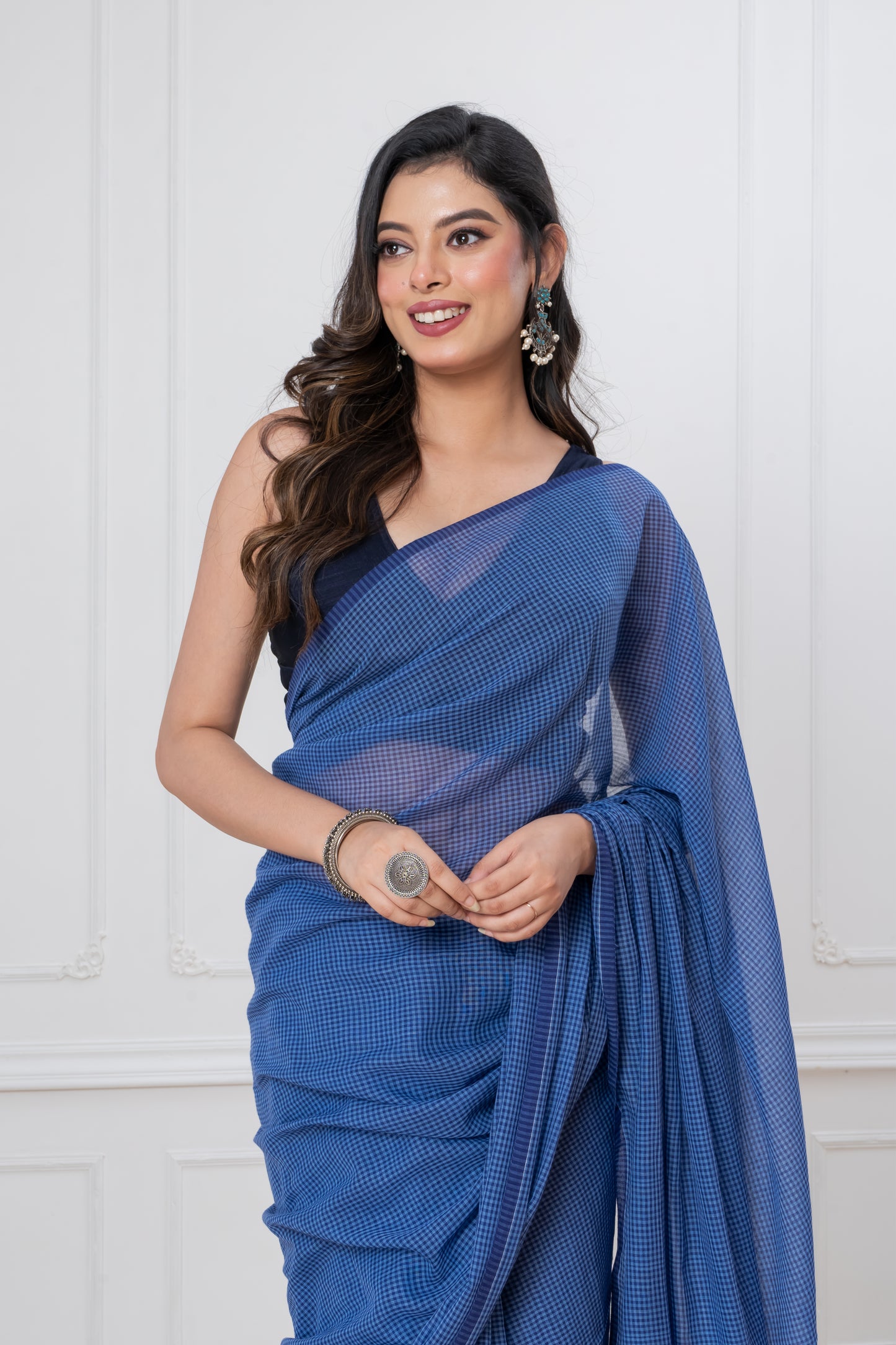 Navy Blue Handloom Mark Small Checks Mul Cotton Saree with Tassels