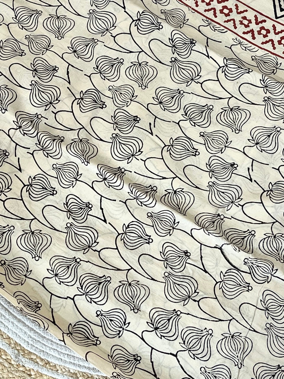 Beige Bagru Onion Handblock Printed Mul Cotton Saree