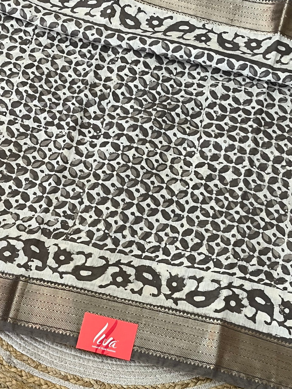Off White Dabu Handblock Printed Maheshwari Silk Saree