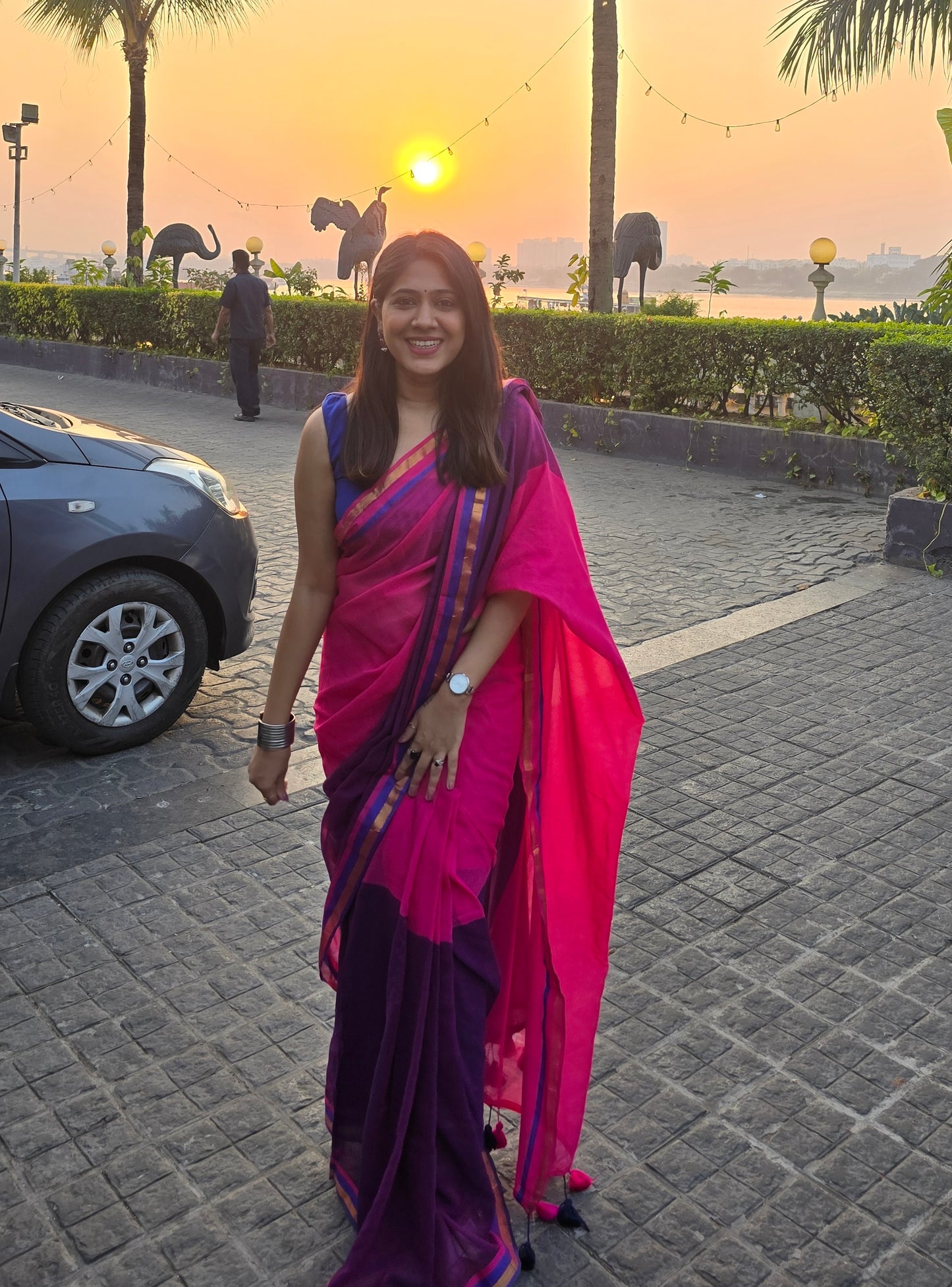 Jamuni Gulab Handloom Mul Cotton Saree with Zari and Tassels