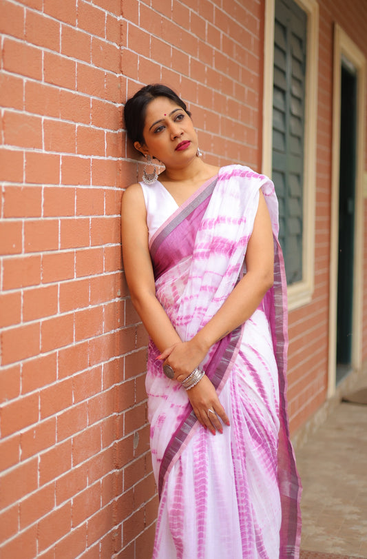 White and Pink Khadi Cotton Tie Dye Shibori Saree Saree Handloom saree, handcrafted saree, daily wear saree, office saree, affordable saree, saree for summers, Suta sarees, Eternity by Sakshi Sarees,