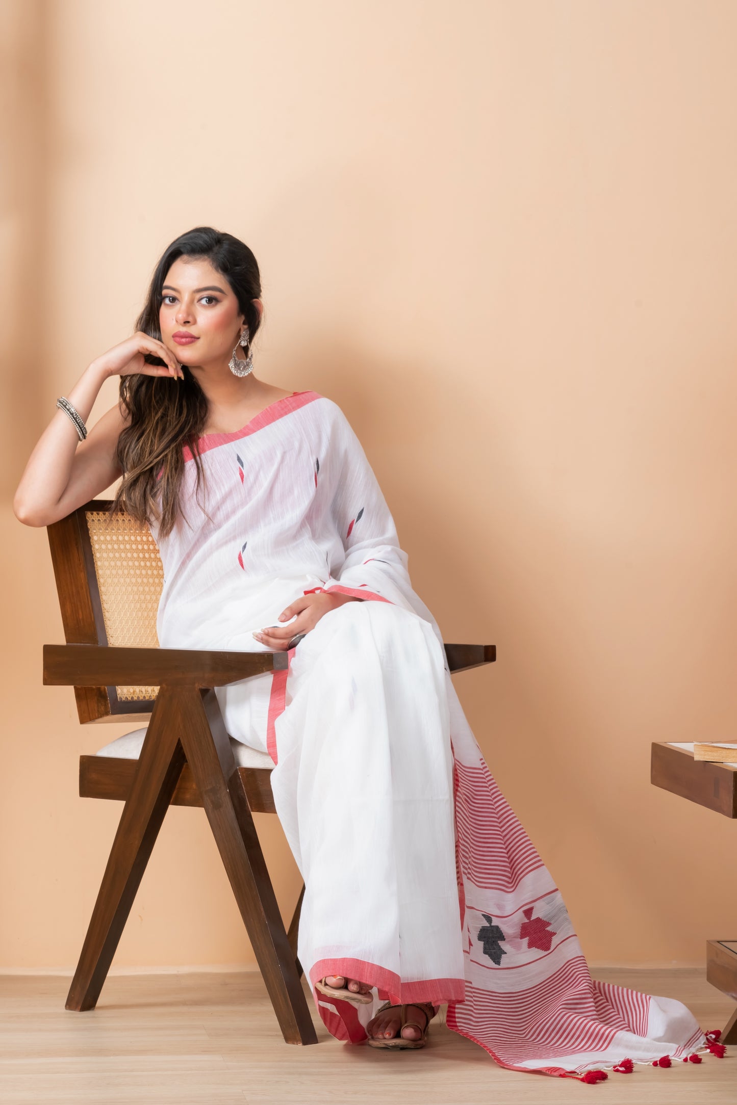 White Pure Cotton Handloom Jamdani Saree with Tassels