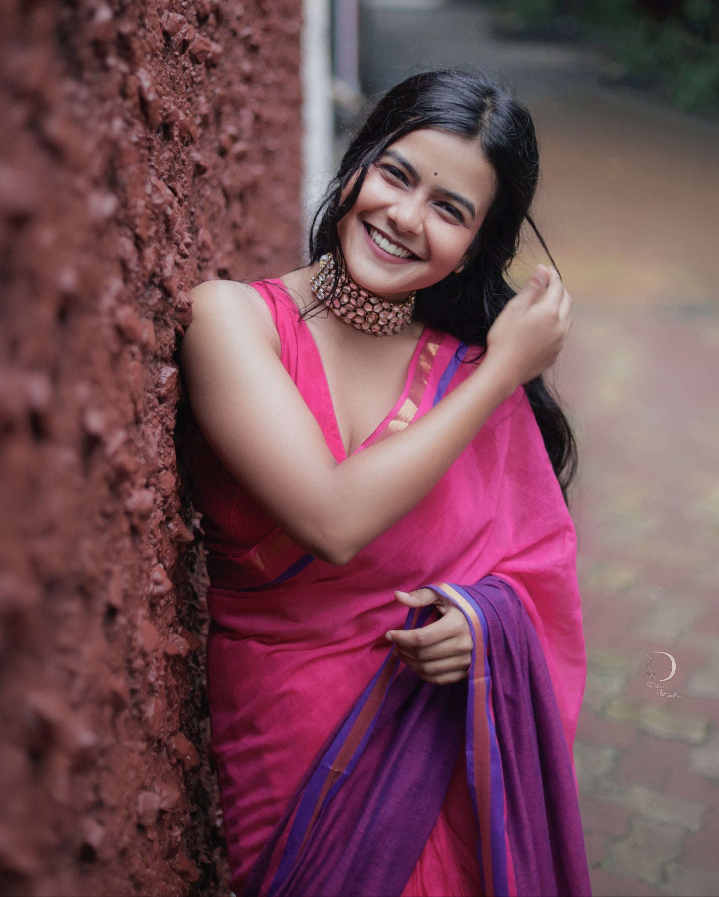 Jamuni Gulab Handloom Mul Cotton Saree with Zari and Tassels