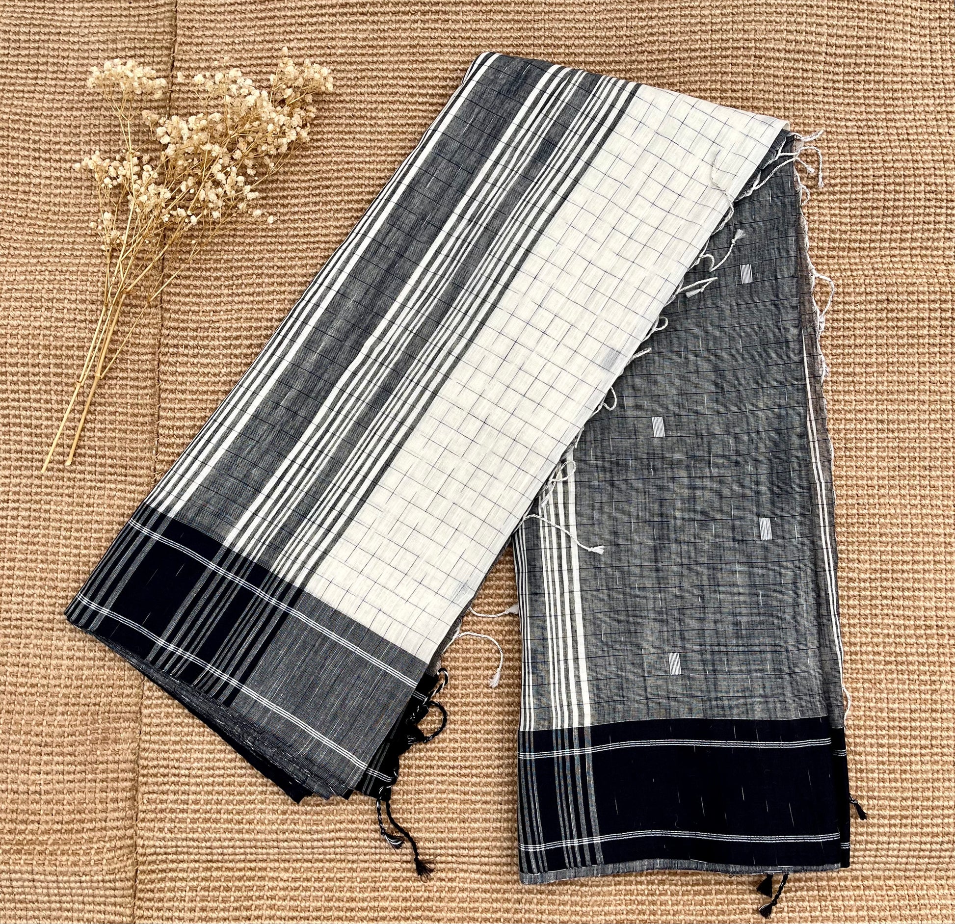 Off White Pure Cotton Saree with Grey Cheques and Small Jamdani Buta Saree Handloom saree, handcrafted saree, daily wear saree, office saree, affordable saree, saree for summers, Suta sarees, Eternity by Sakshi Sarees,