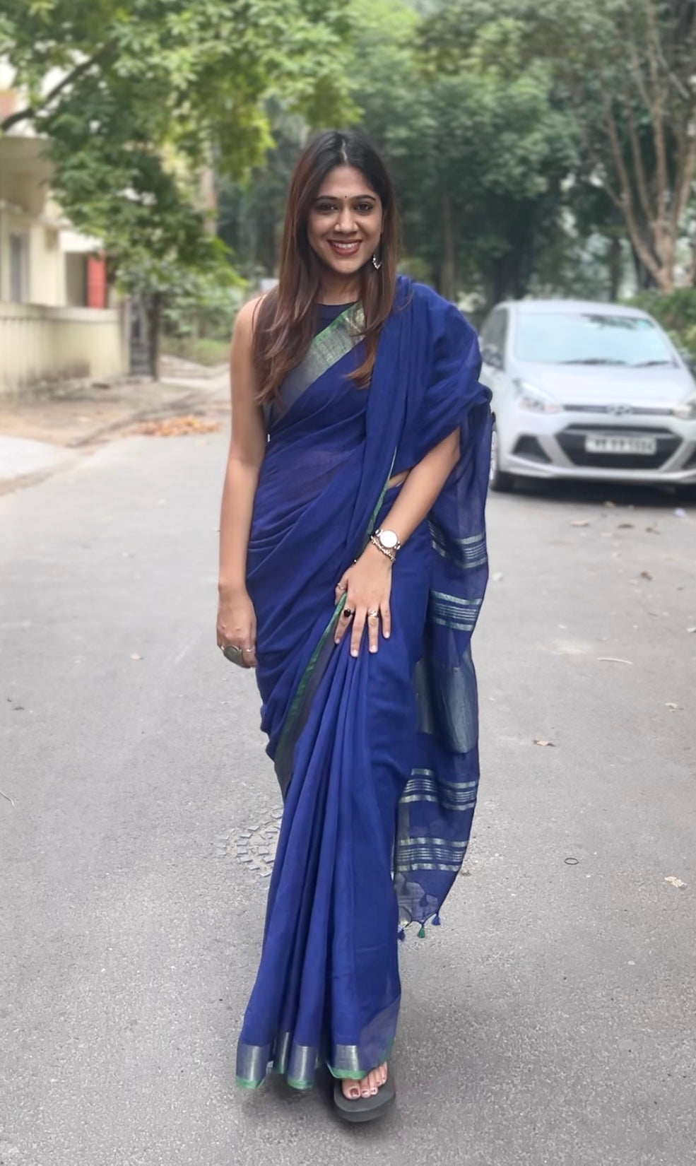 Blue Solid Linen Saree with Green Border and Zari Palla Saree Handloom saree, handcrafted saree, daily wear saree, office saree, affordable saree, saree for summers, Suta sarees, Eternity by Sakshi Sarees,