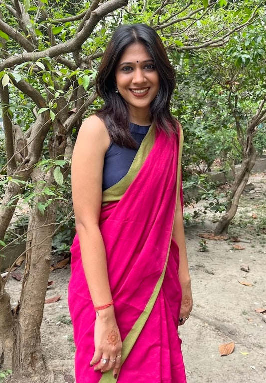 Pink Solid Khadi Cotton Saree with Green Border and Tassels Saree Handloom saree, handcrafted saree, daily wear saree, office saree, affordable saree, saree for summers, Suta sarees, Eternity by Sakshi Sarees,