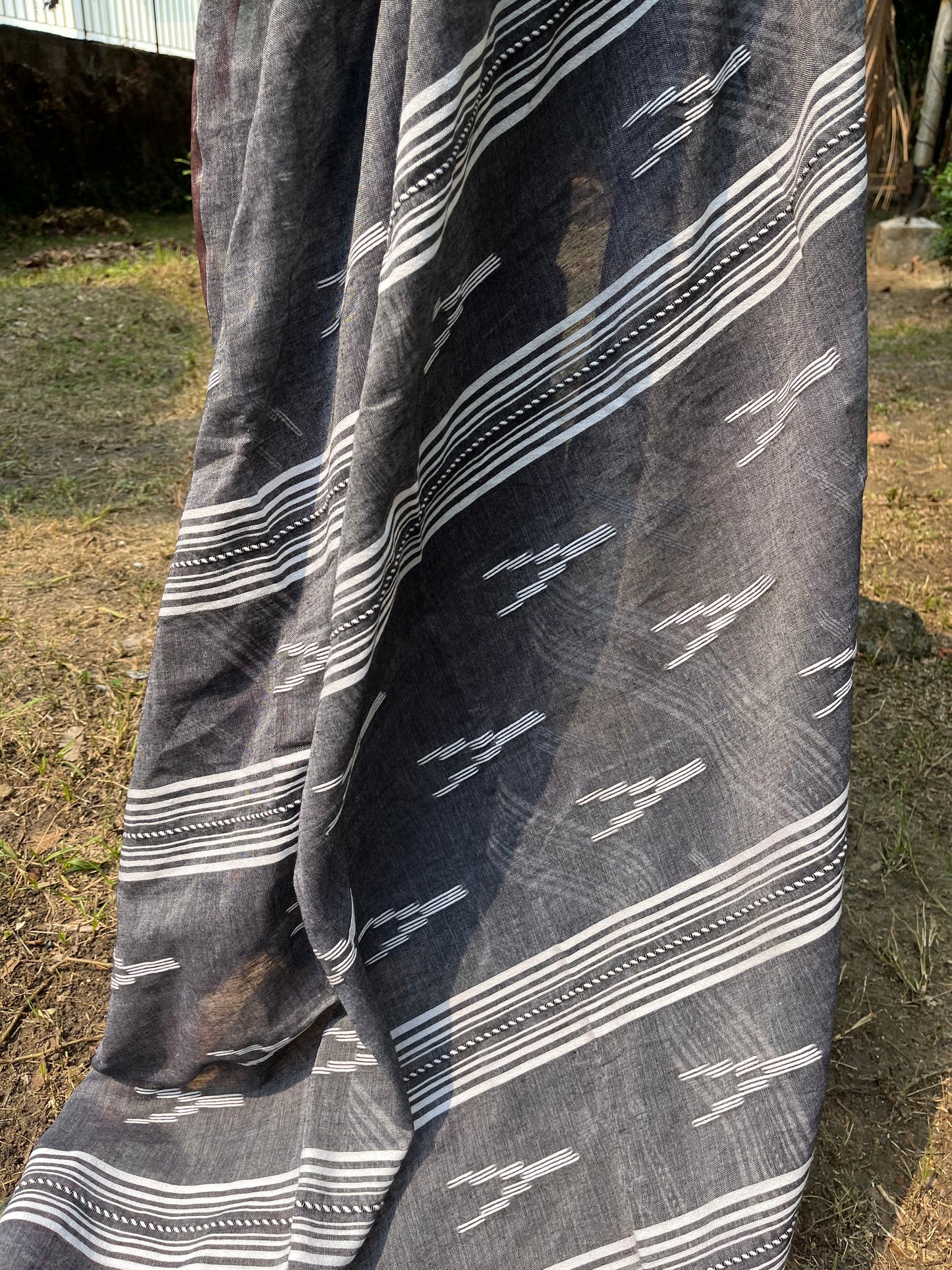 Grey Pure Cotton Handloom Saree with Heavy Jamdani on Aanchal and Palla
