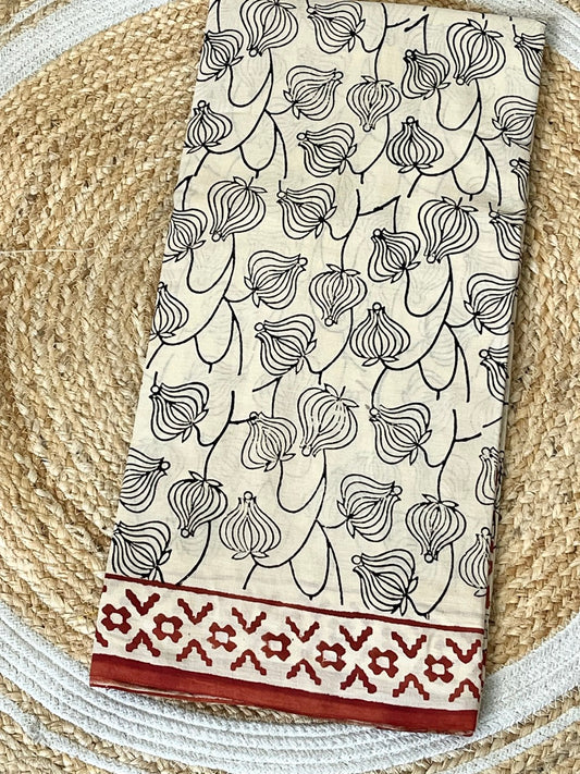 Beige Bagru Onion Handblock Printed Mul Cotton Saree