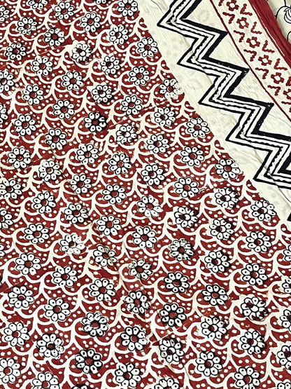 Beige Bagru Onion Handblock Printed Mul Cotton Saree