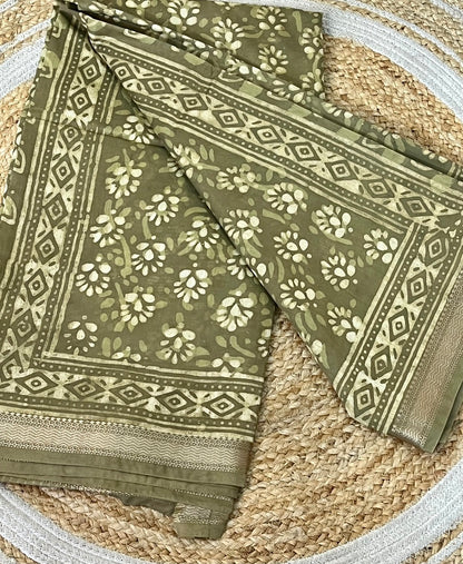 Mehendi Green Dabu Handblock Printed Maheshwari Silk Saree