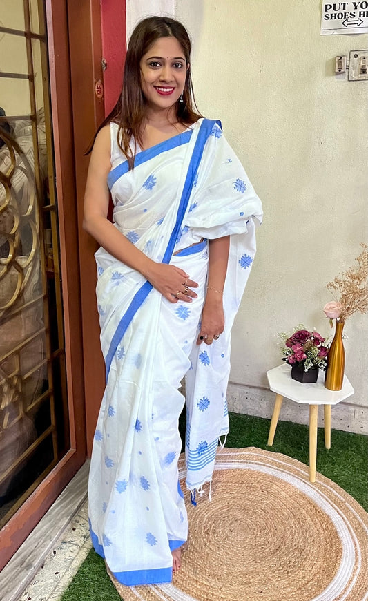 White Khadi Cotton With Blue Jamdani Weaving Saree Handloom saree, handcrafted saree, daily wear saree, office saree, affordable saree, saree for summers, Suta sarees, Eternity by Sakshi Sarees,