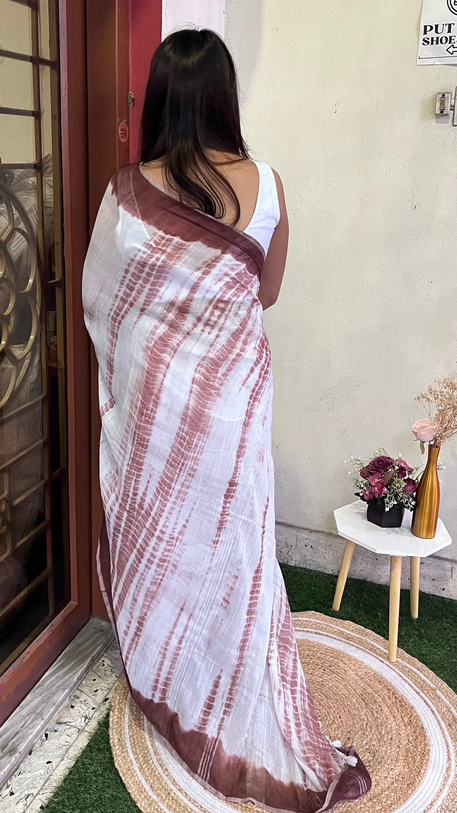 White and Brown Khadi Cotton Tie Dye Shibori Saree Saree Handloom saree, handcrafted saree, daily wear saree, office saree, affordable saree, saree for summers, Suta sarees, Eternity by Sakshi Sarees,