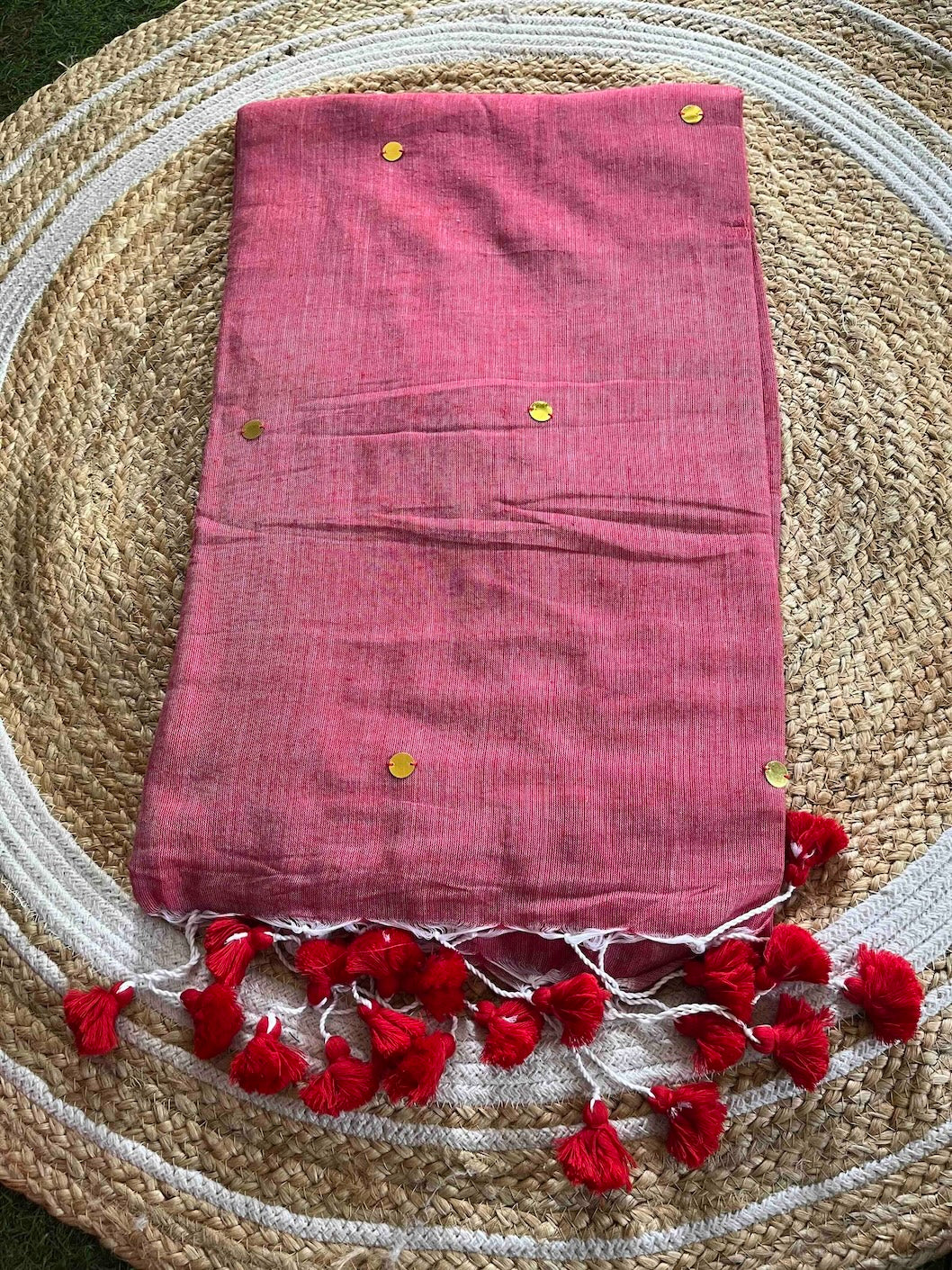 Peachy Pink Mul Cotton Saree with All Over Golden Ginni Saree Handloom saree, handcrafted saree, daily wear saree, office saree, affordable saree, saree for summers, Suta sarees, Eternity by Sakshi Sarees,